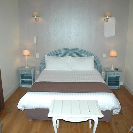Hotel L'Ecailler 라코티니에르 외부 사진