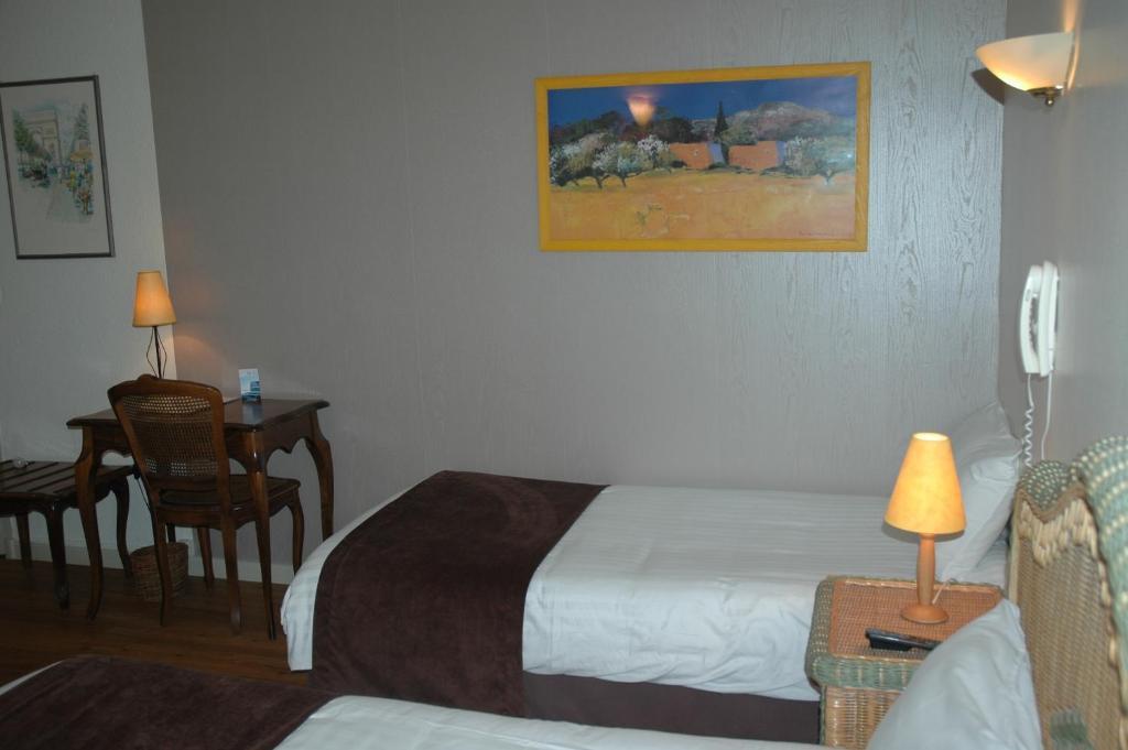 Hotel L'Ecailler 라코티니에르 객실 사진