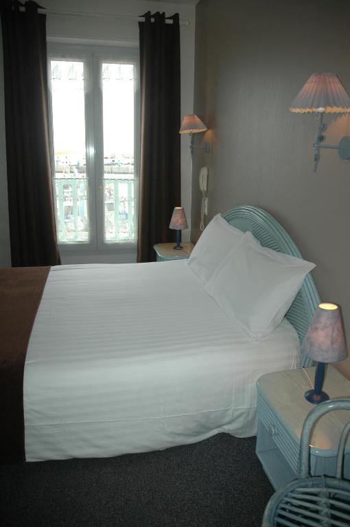Hotel L'Ecailler 라코티니에르 객실 사진