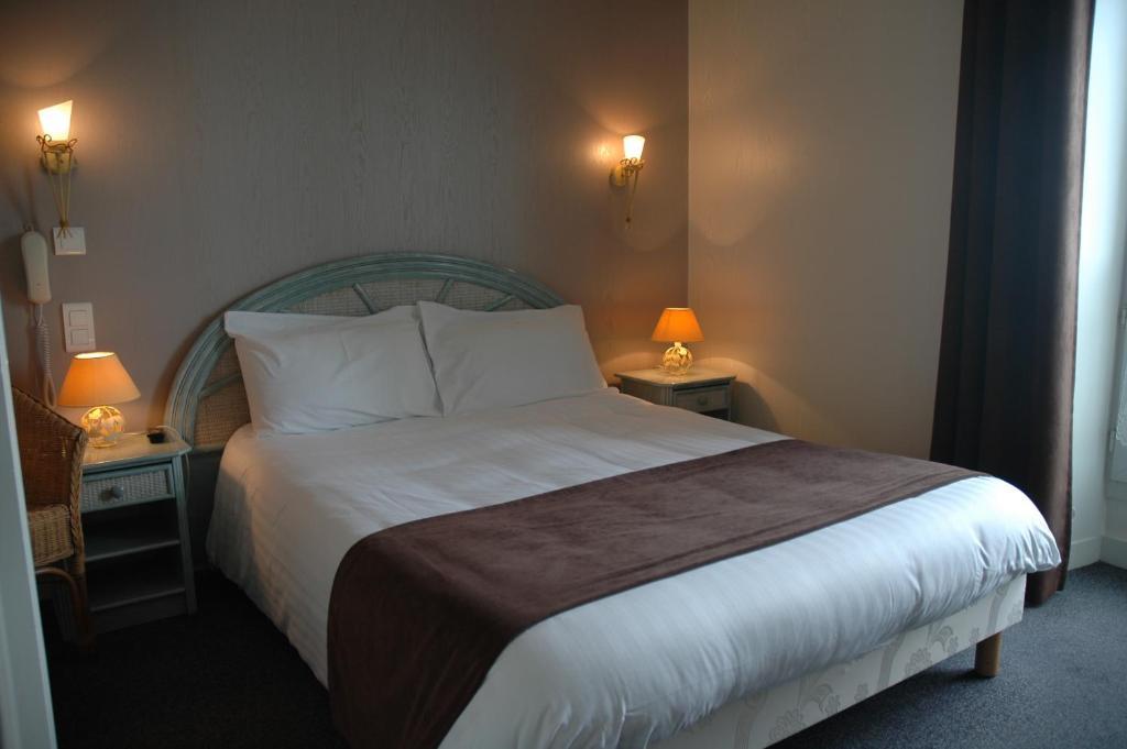 Hotel L'Ecailler 라코티니에르 객실 사진